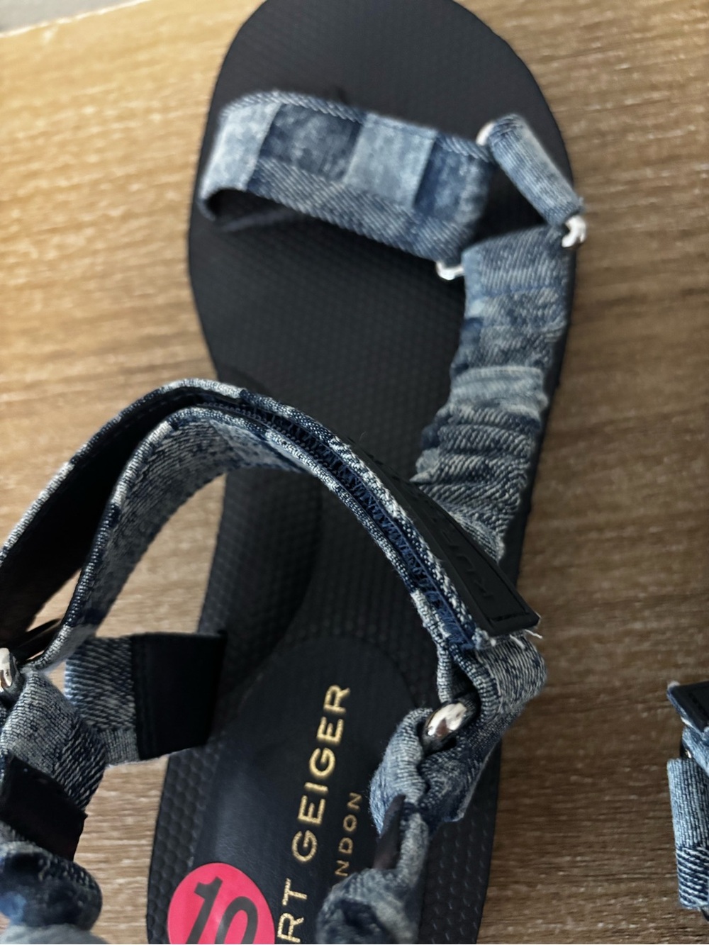 Kurt Geiger women’s 10 Denim-Style Orion Sandals new - Picture 9 of 9